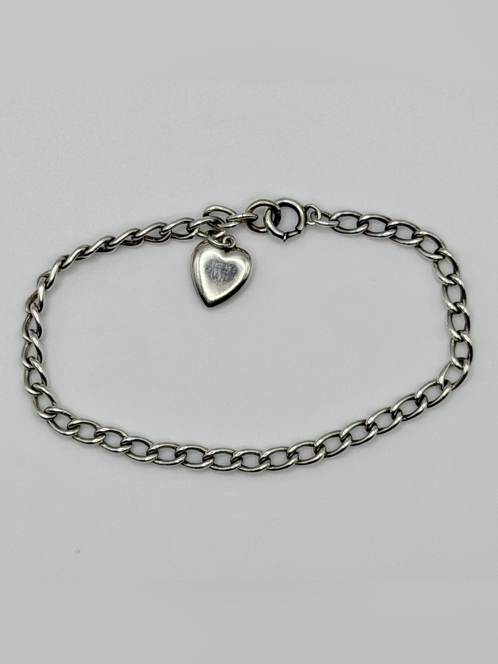 Vintage Sterling Heart Charm Dainty Cable Chain Bracelet - 925-Silver 1940s clsp